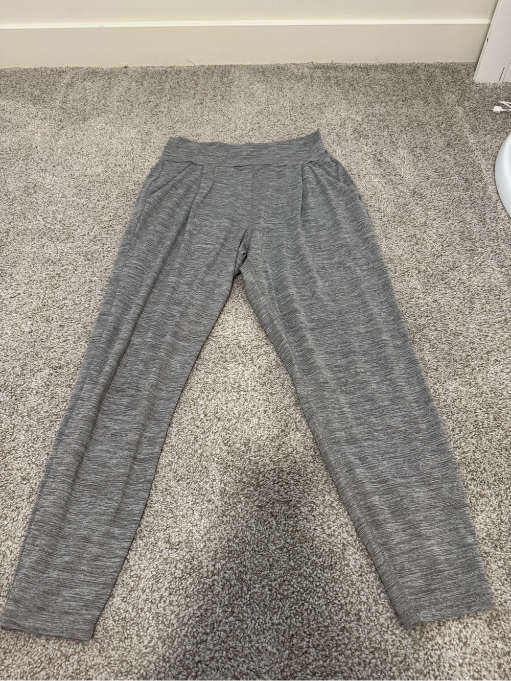 Vuori Light Heather Gray Jogger Pants